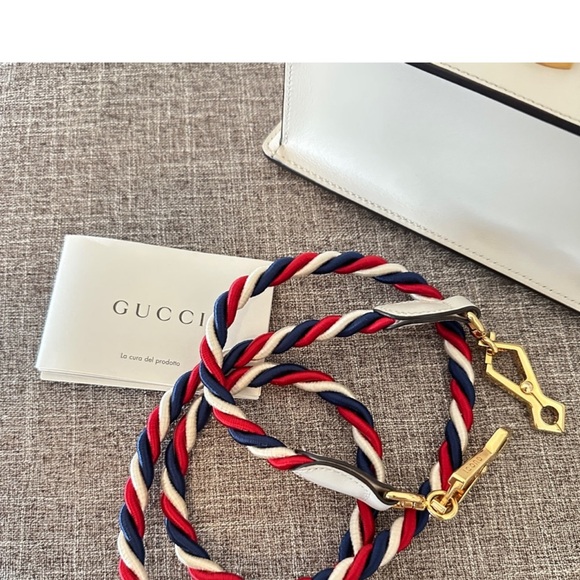 Authentic Gucci Sylvie White - Picture 3 of 8